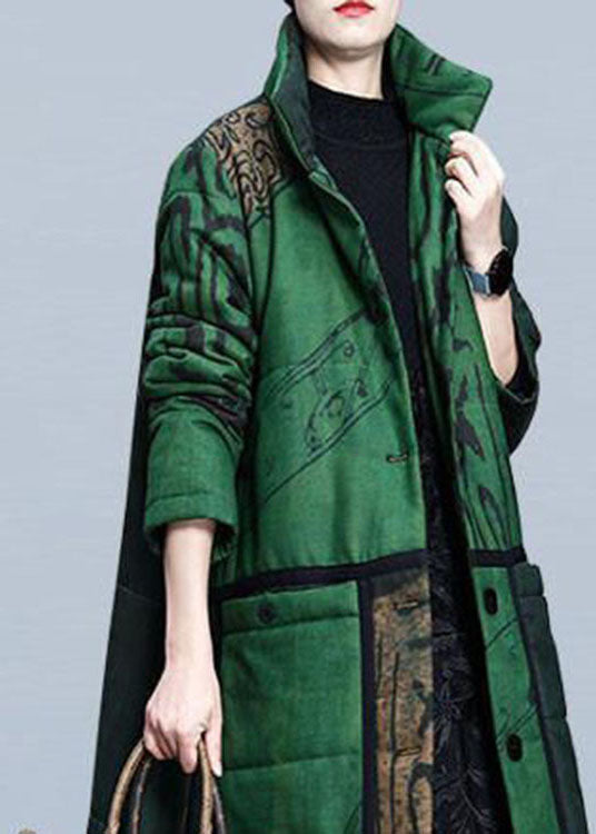 Women's Long Winter Coat With Print And Pockets For Colder Months