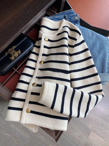 Women's Long-sleeved Cardigan Knitted Casual