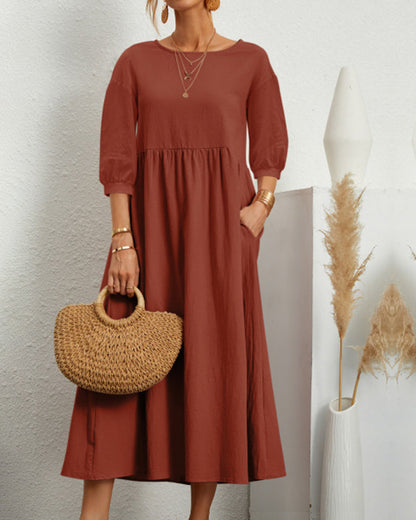 Women's Midi Dress With Round Neckline And Lateral Hemline