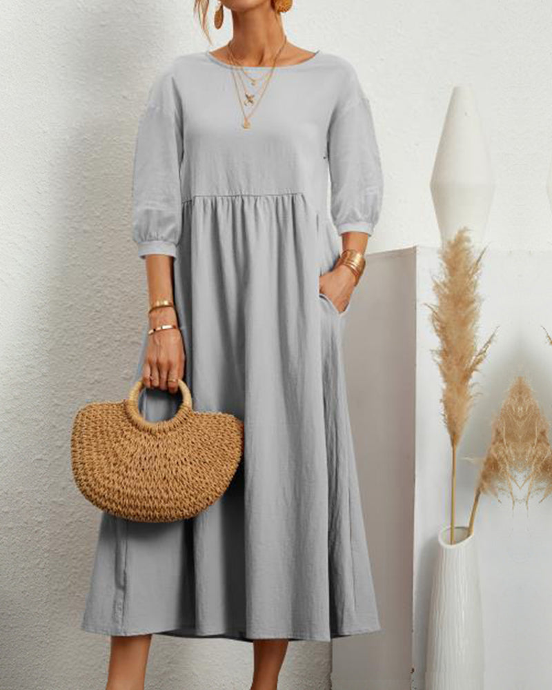 Women's Midi Dress With Round Neckline And Lateral Hemline