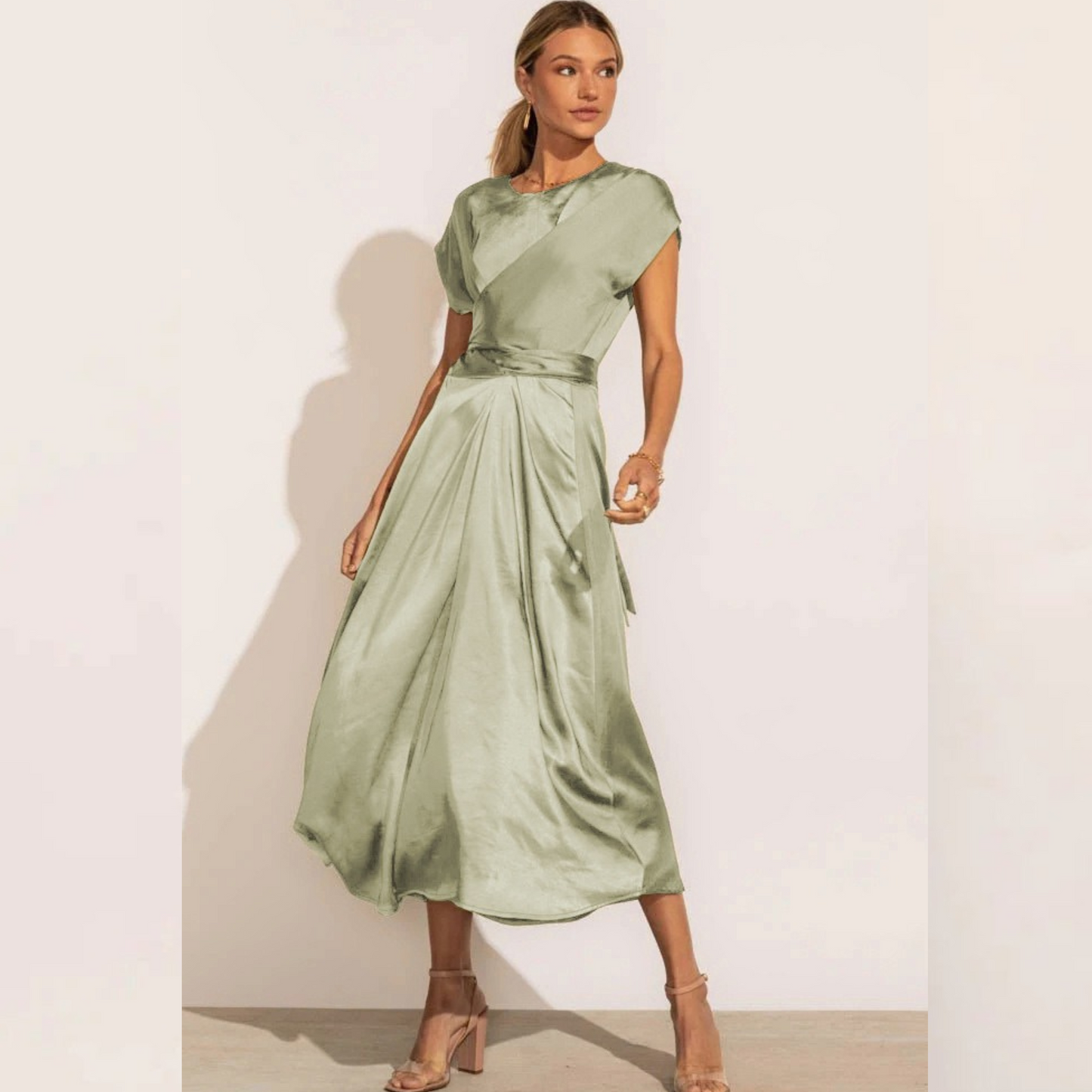 Women's Midi Evening Dress Airy With Layered Sleeves
