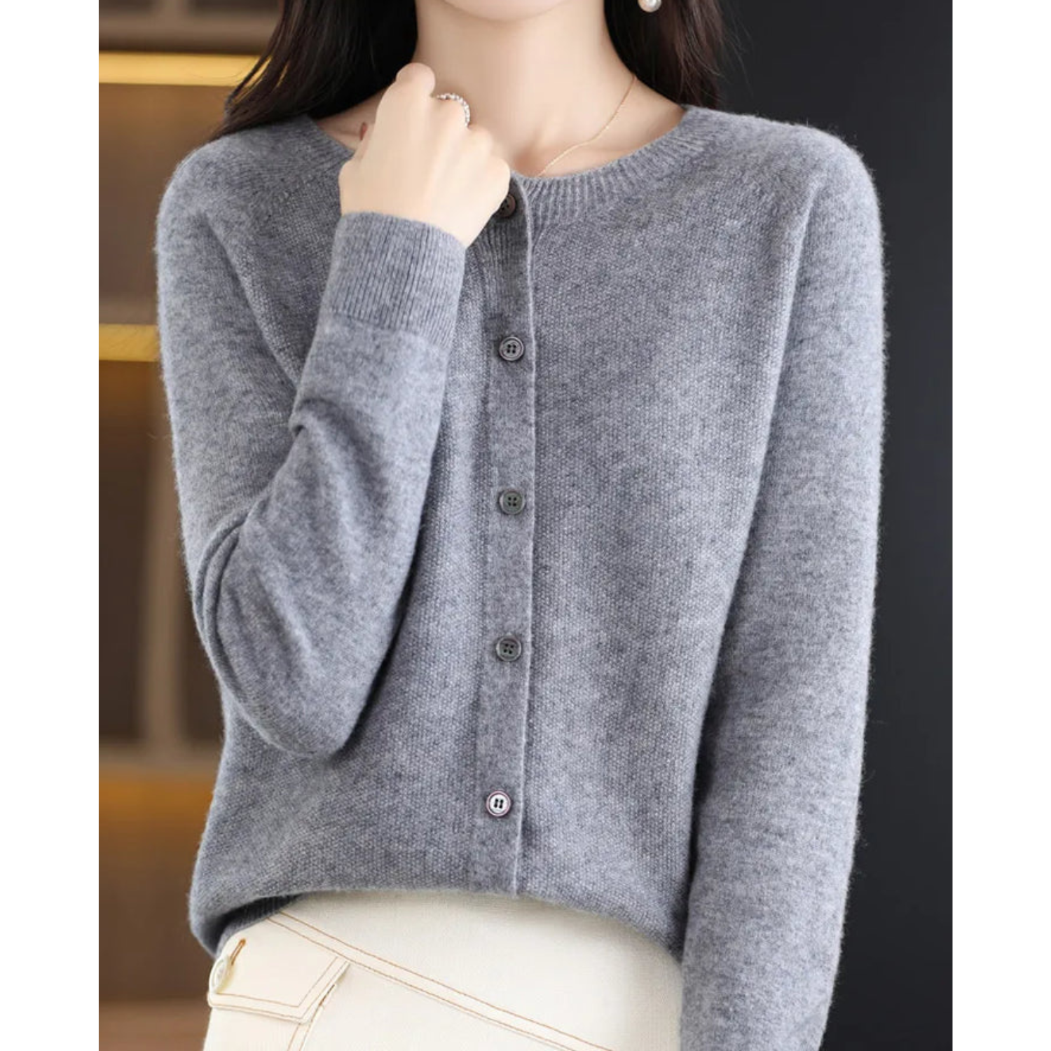 Women's O-neck Wool Cardigan for Winter Look
