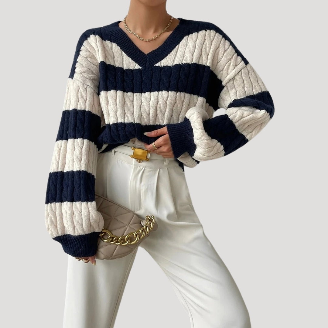 Women's Oversized Knitted Sweater with V-Ring