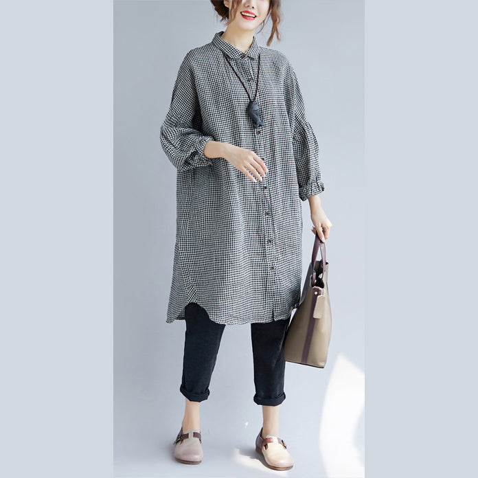 Women's Oversized T-shirt with Checked Print and Turned Collar