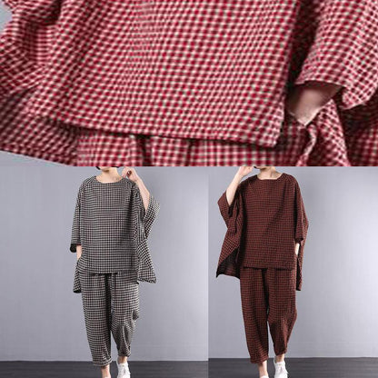 Women's Plus Size Blouse and Pants Set in Checkered Pattern