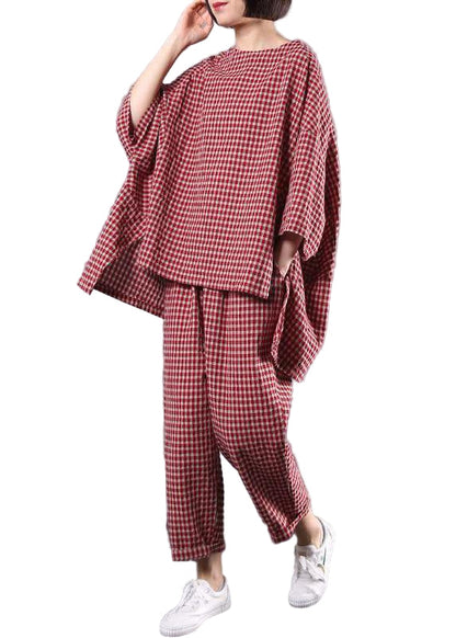 Women's Plus Size Blouse and Pants Set in Checkered Pattern