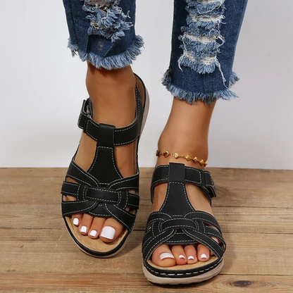 Women's Sandals Comfortable With Wide Straps - Lightweight Design With Soft Foot Arch Support