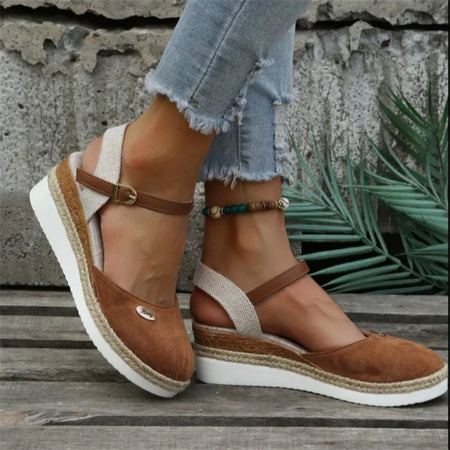 Women's Sandals With Raised Wedge Heel and Reinforced Fit