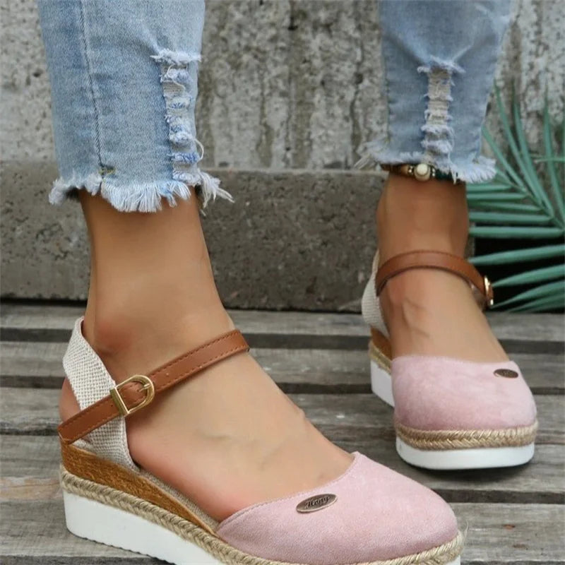 Women's Sandals With Raised Wedge Heel and Reinforced Fit