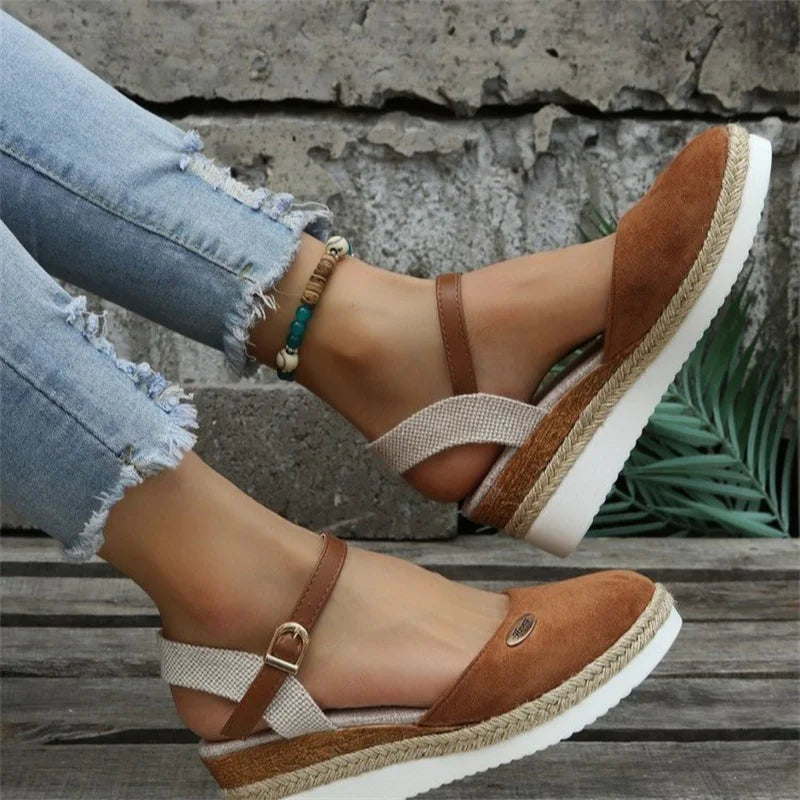 Women's Sandals With Raised Wedge Heel and Reinforced Fit