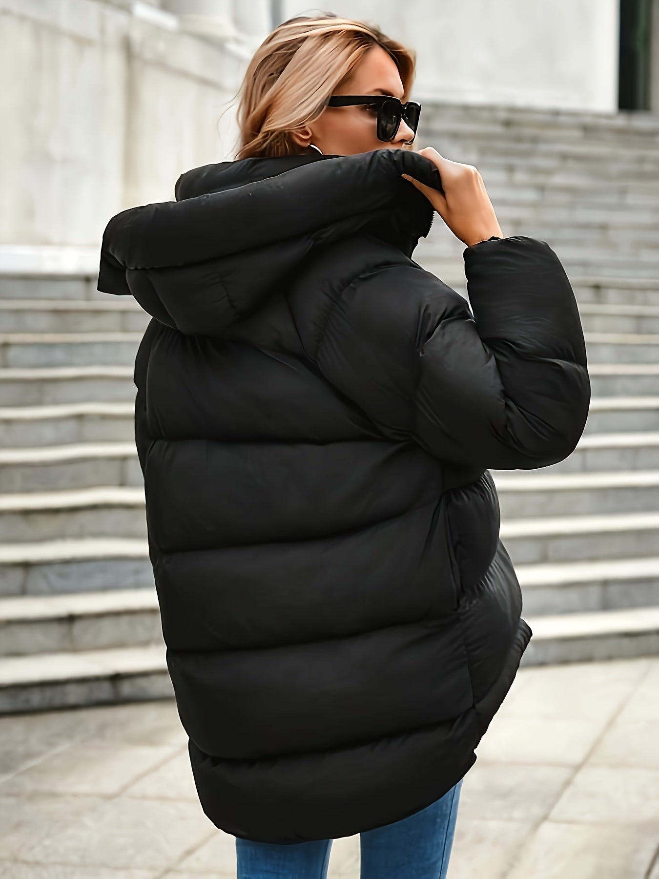 Women's Short Hooded Puffer Jacket