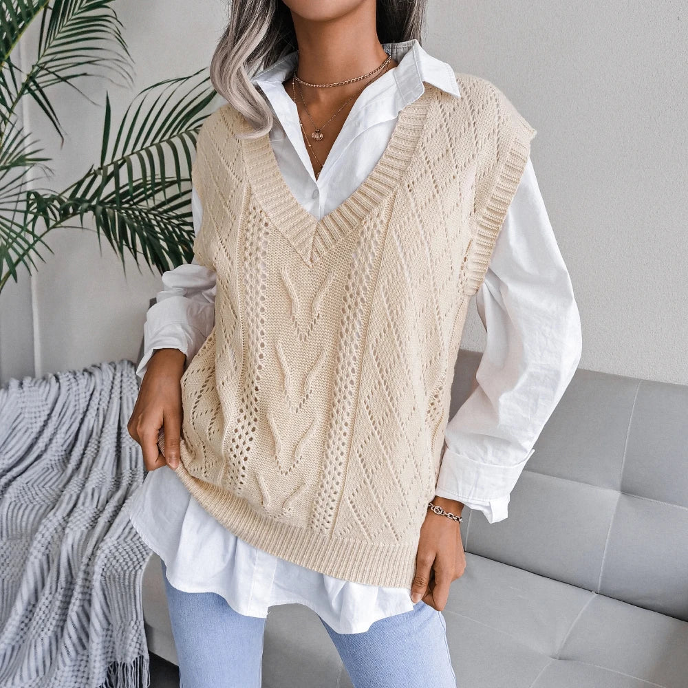 Women's Sleeveless Sweater Knitted Elegant