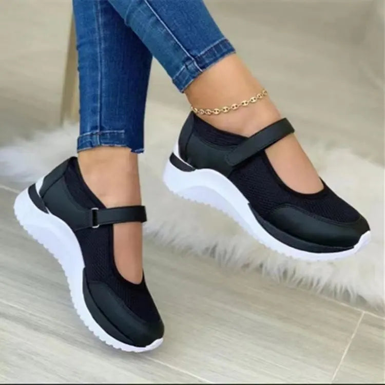 Women's Sneakers Knitted With Thick Sole Casual Shoes