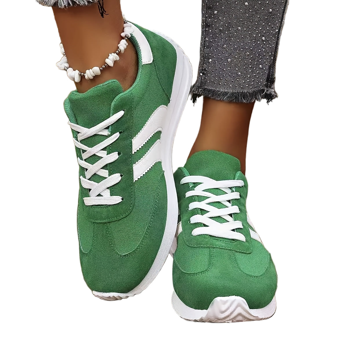 Women's Sneakers With Low Shoulder and Modern Design