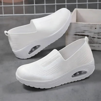 Women's Sneakers with Orthopaedic Support
