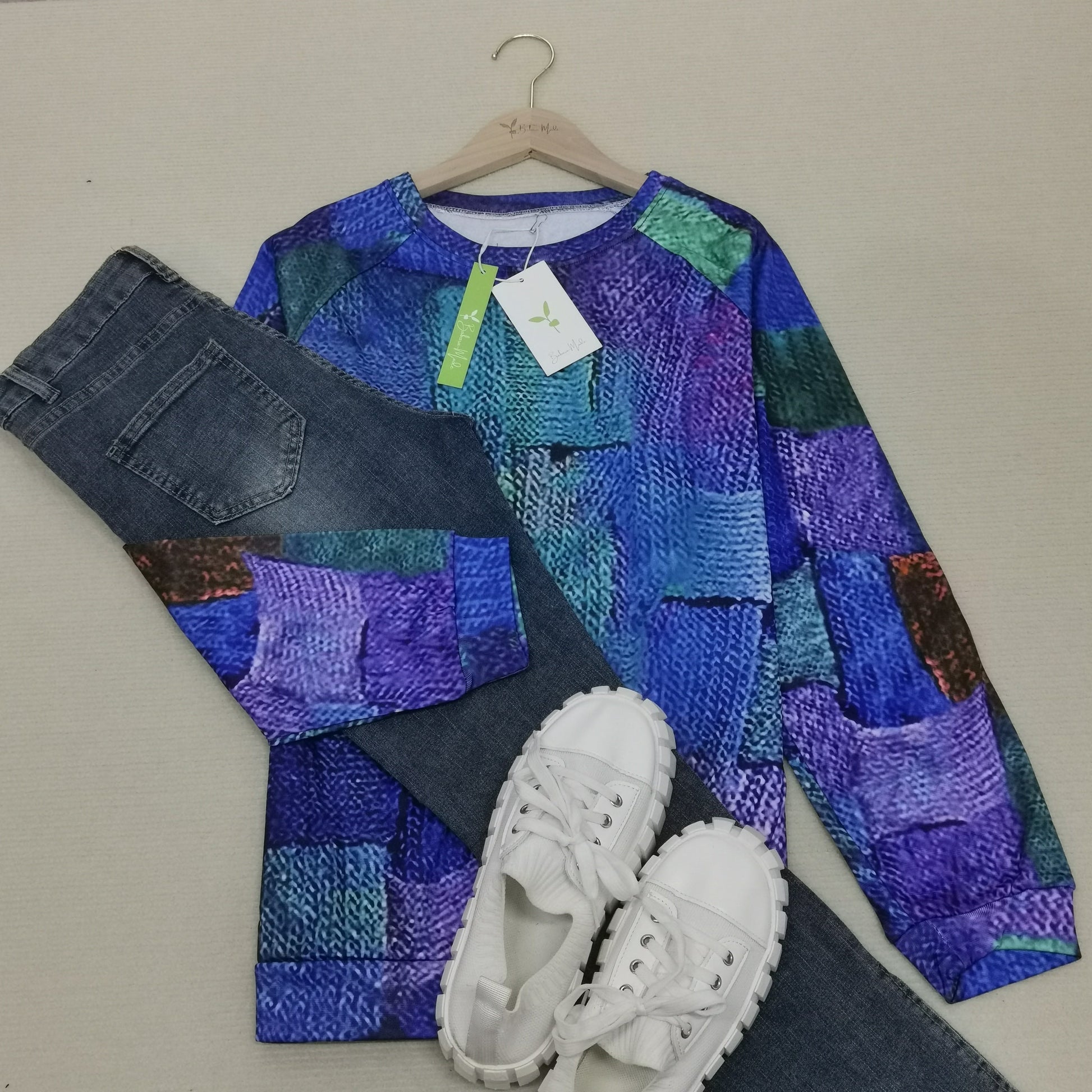 Women's Sweater Loose Cut Soft Fabric