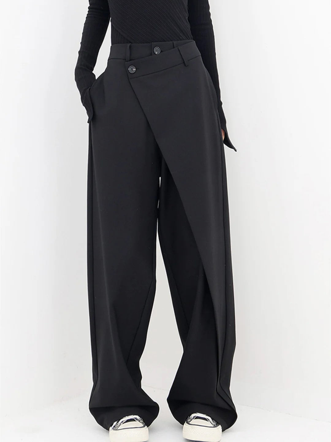 Women's Trousers Modern Fit Asymmetric Waistband Soft Breathable Material