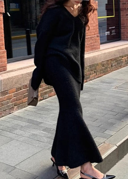 Women's Two-Piece Set Knitted Sweater and Maxi Skirt