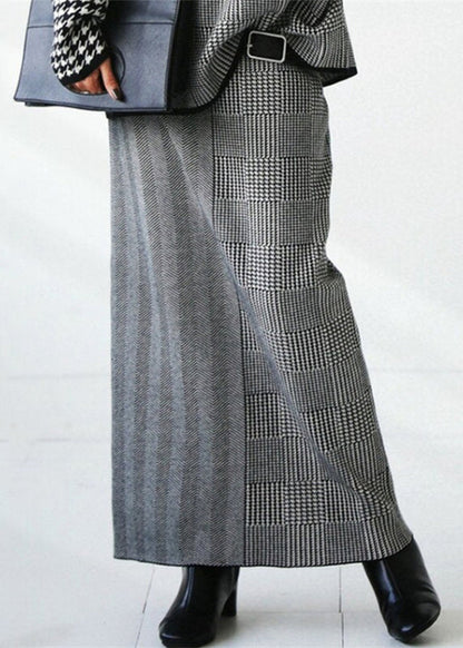 Women's Two-piece Set With Checked Knitted Sweater And Skirt