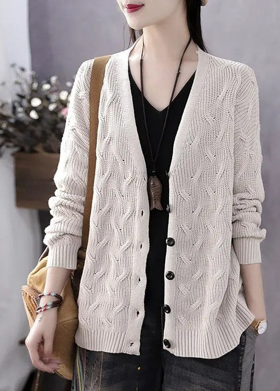 Women's V-neck jumper with buttons for autumn