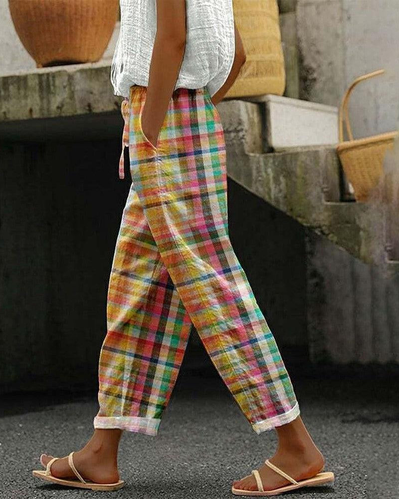 Women's Vintage-Style Trousers with Karomuster