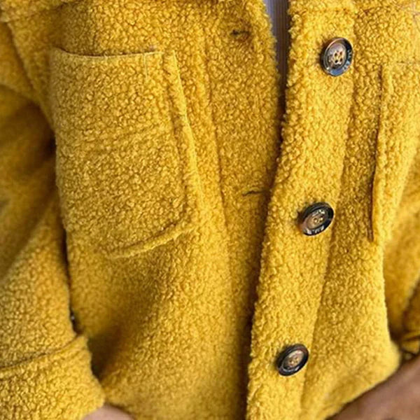 Women's Winter Coat With Button Closure And Oversized Pockets