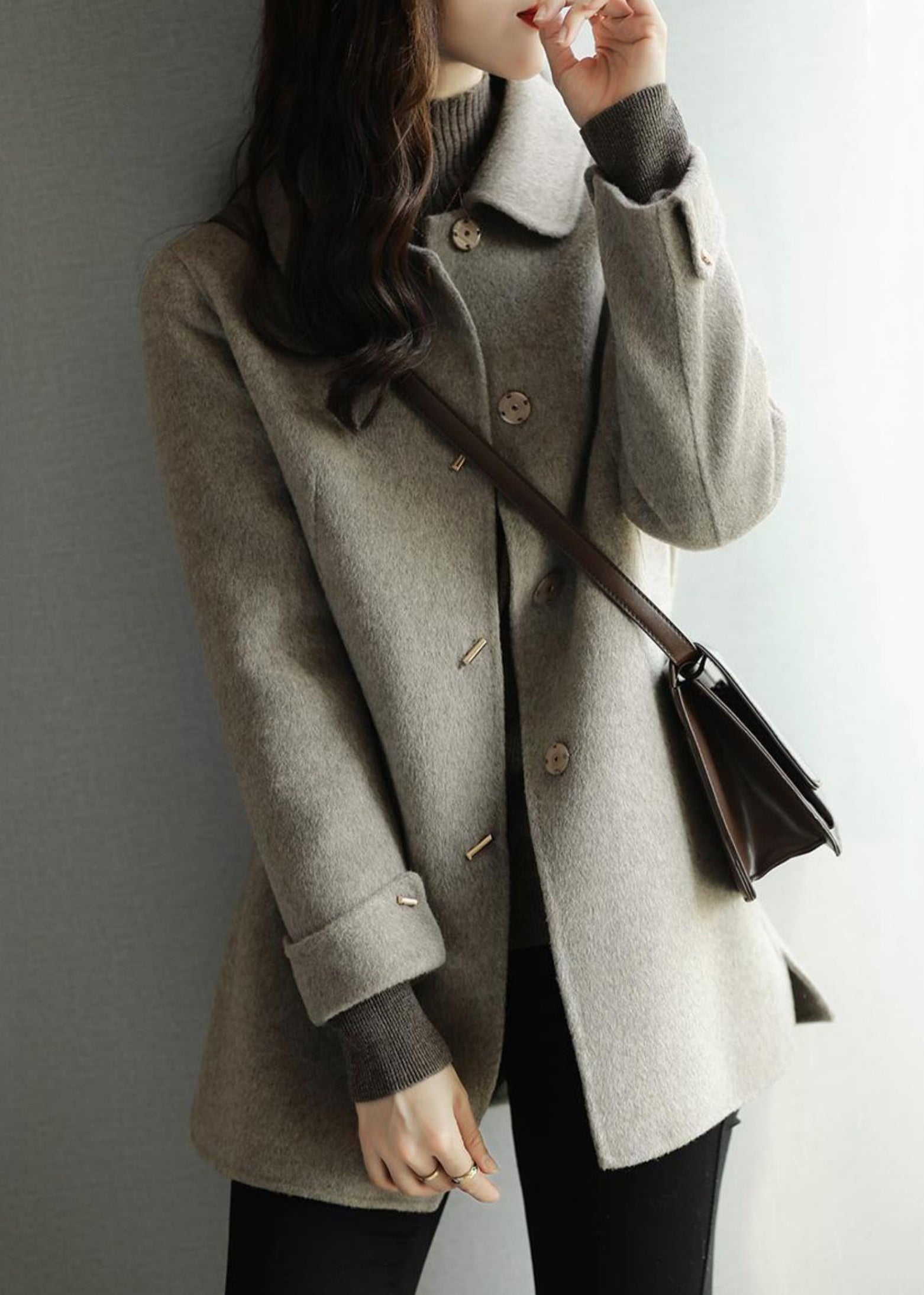 Women's Wool Jacket with Peter Pan Collar and Pockets