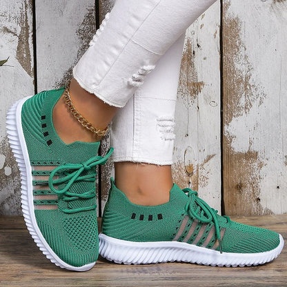 Women's breathable knitted trainers