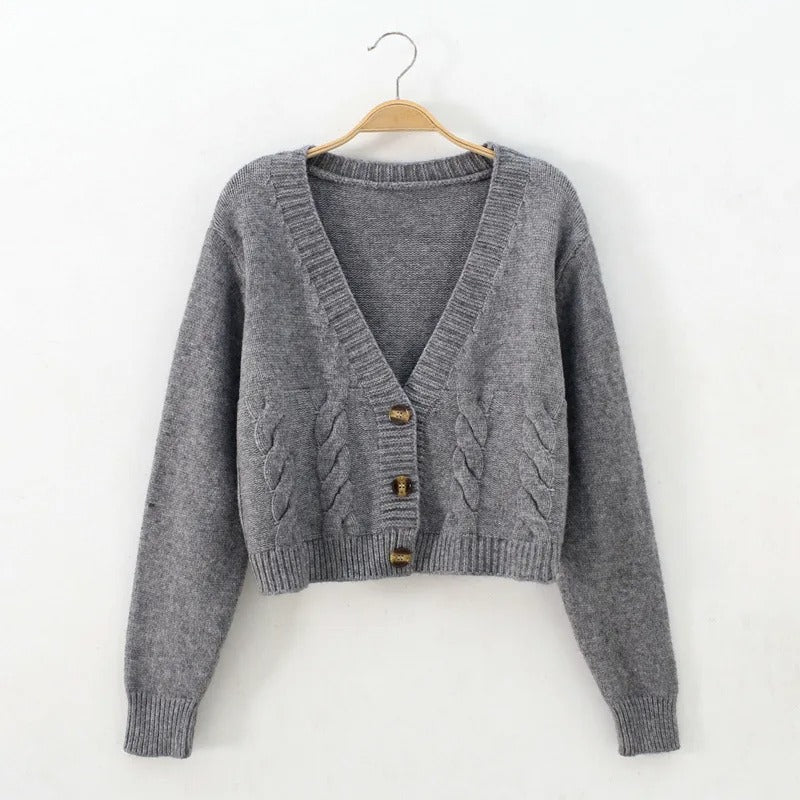 Women's cable-knit cardigan
