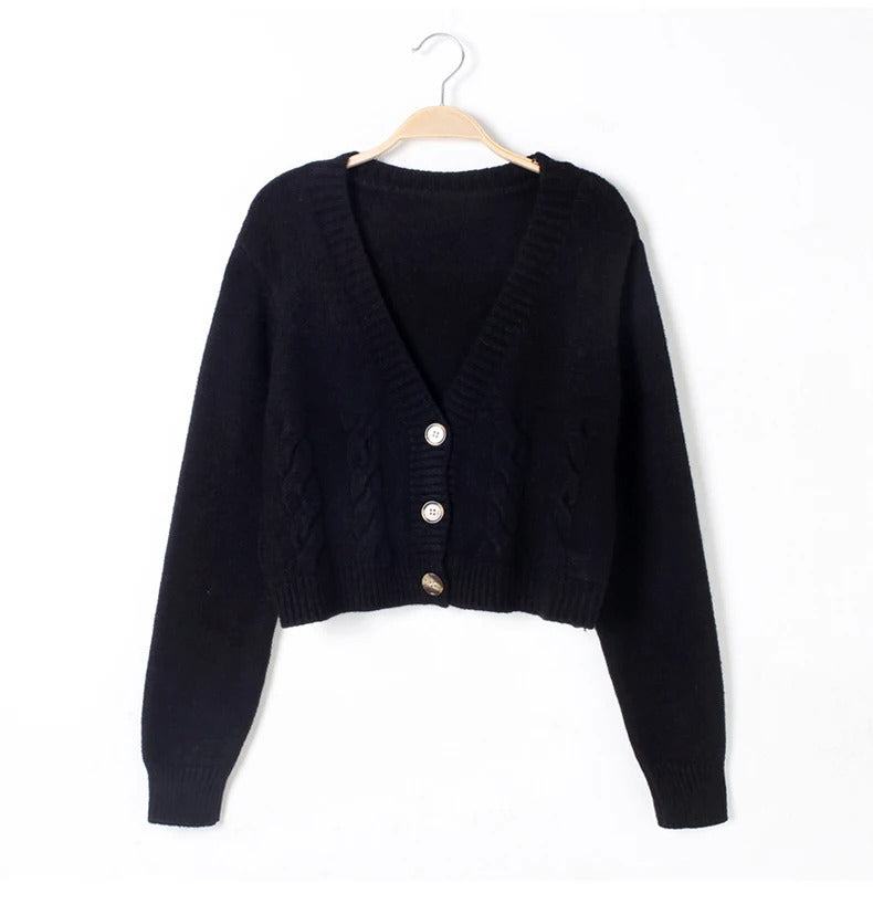 Women's cable-knit cardigan