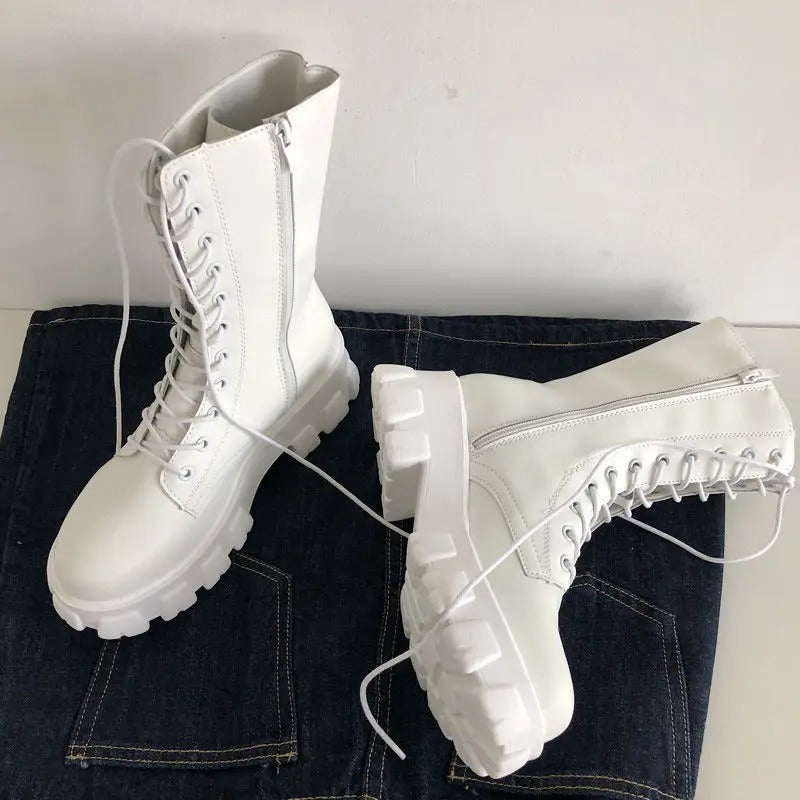 Women's fashion lace-up boots