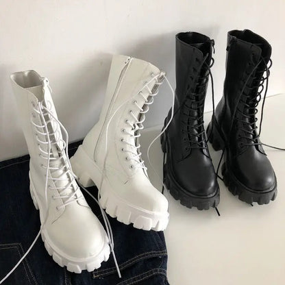 Women's fashion lace-up boots
