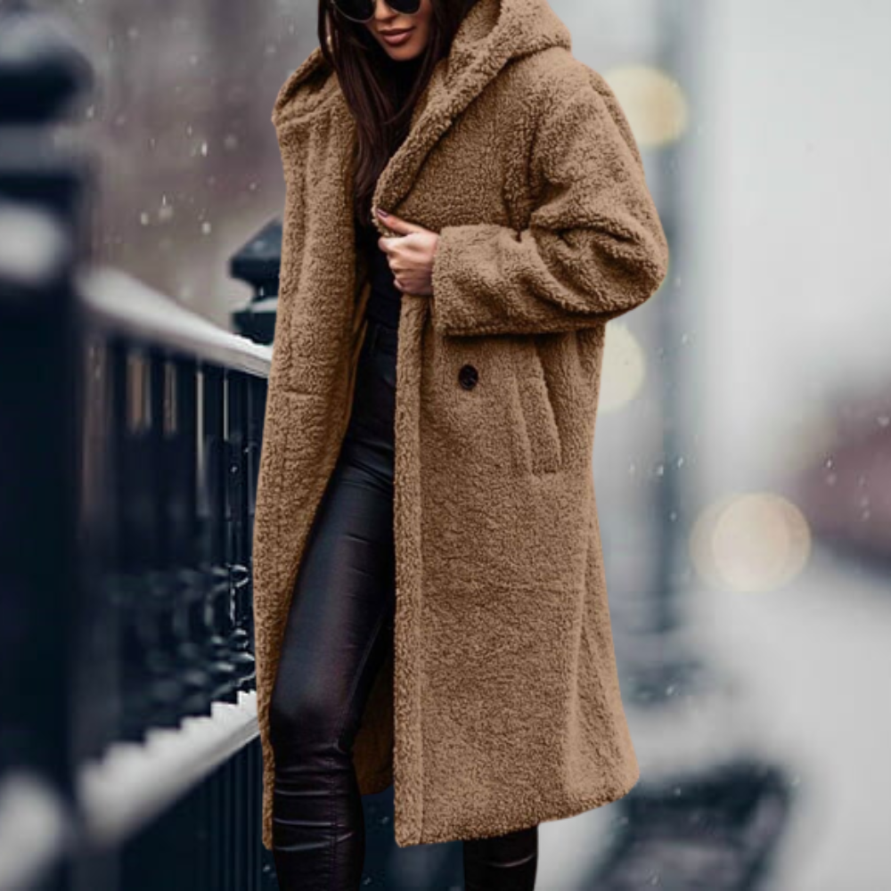 Women's hooded winter coat with faux fur