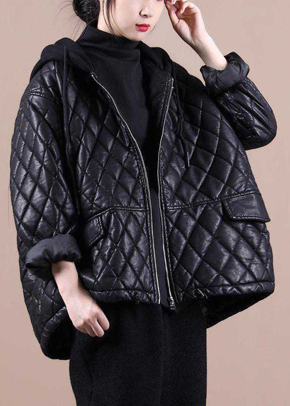Women's hooded winter coat with zip