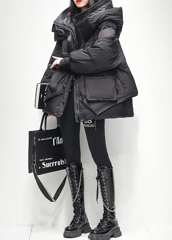 Women's hooded winter jacket with zip pockets