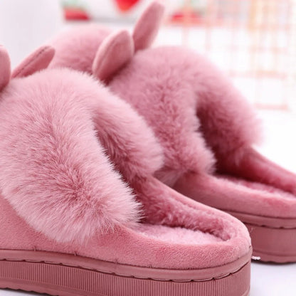 Women's indoor slippers