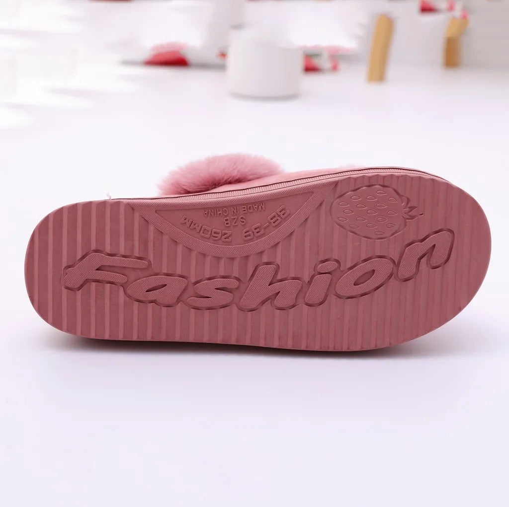Women's indoor slippers