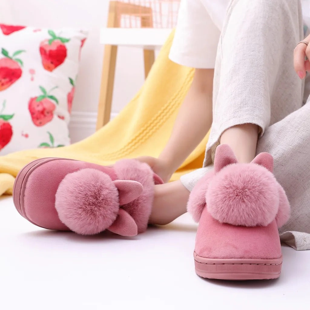 Women's indoor slippers
