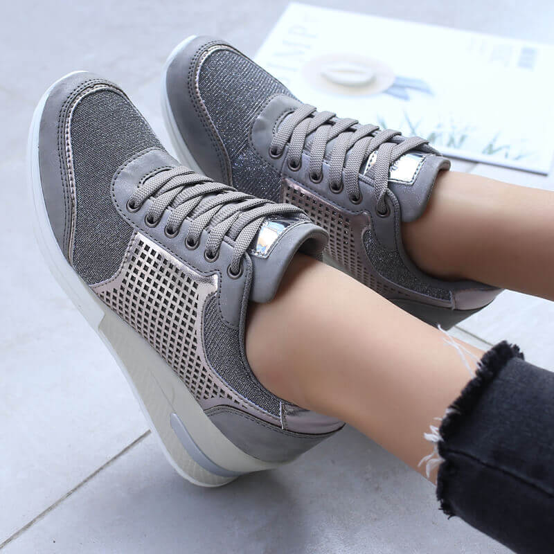 Women's lace-up wedges