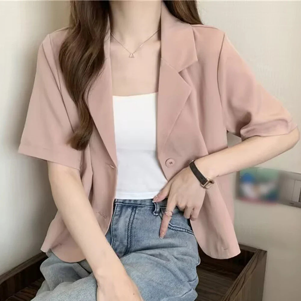 Women's short-sleeved blazer