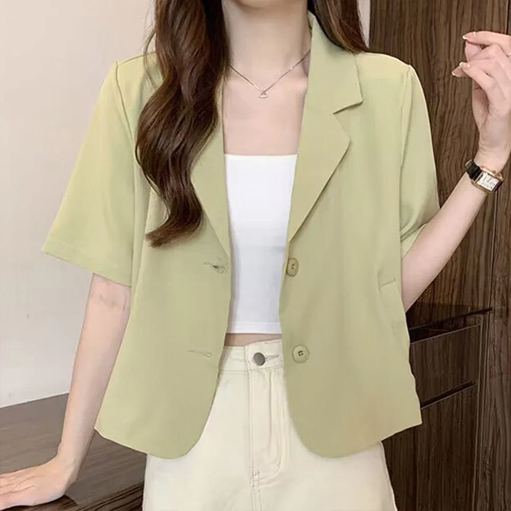 Women's short-sleeved blazer