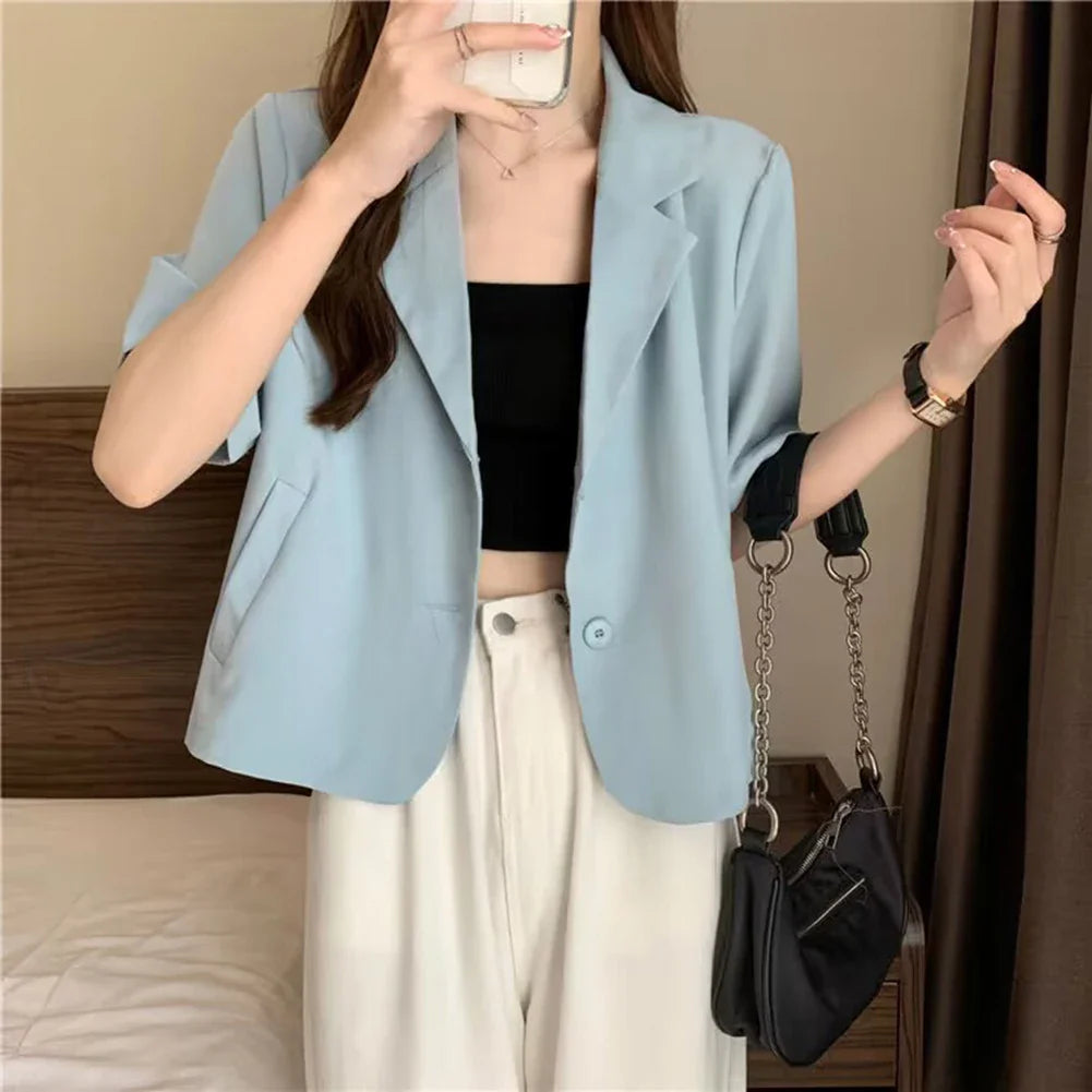 Women's short-sleeved blazer