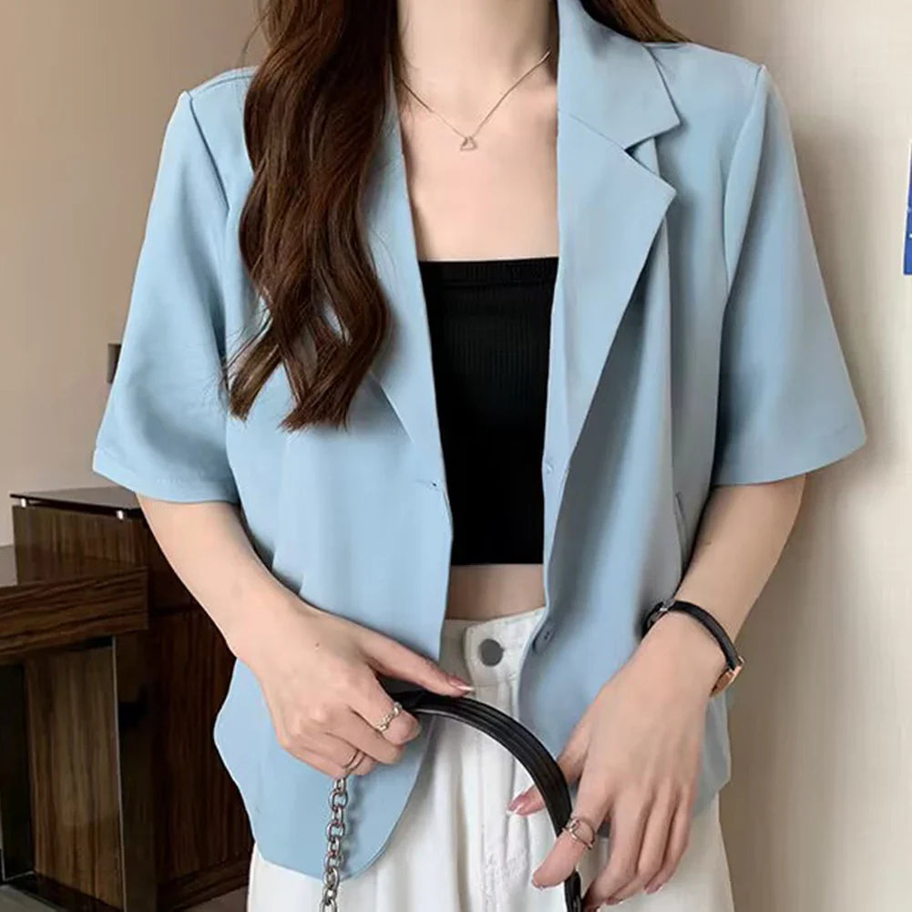 Women's short-sleeved blazer
