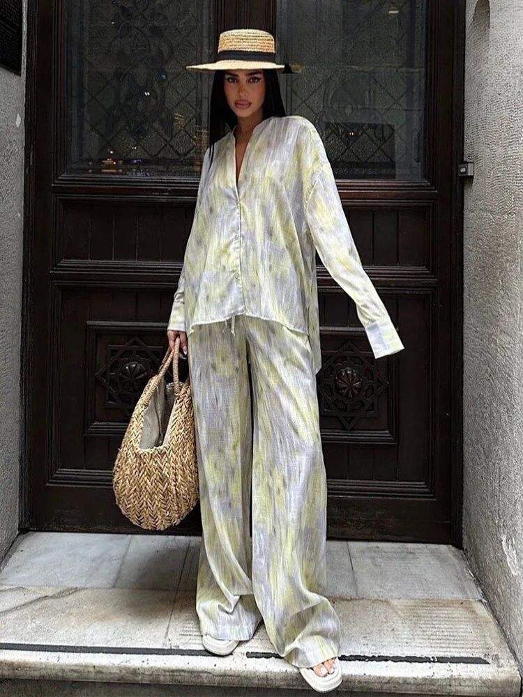 Women's vintage printed trousers