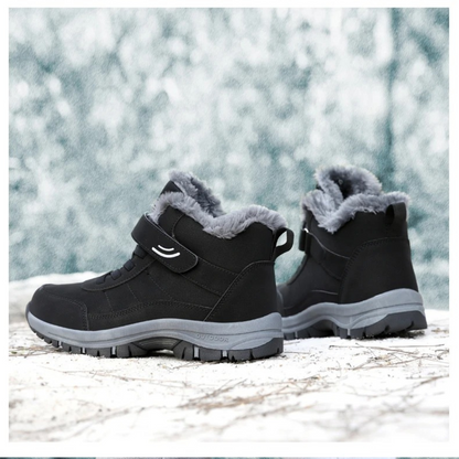 Lightweight women's snowboots with fur