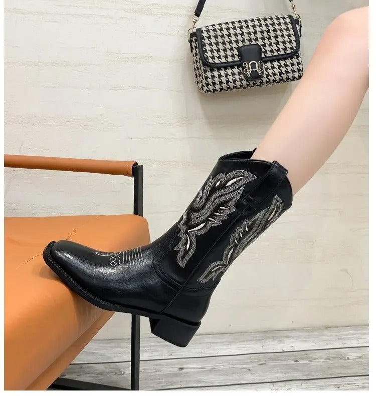 Women's Vintage Embroidered Cowboy Boots