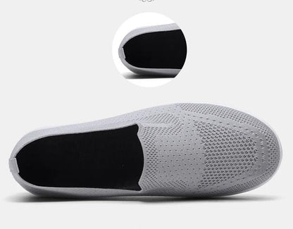 Breathable running shoes for women