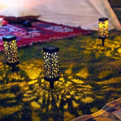 Solar-powered Vintage Garden Lamp