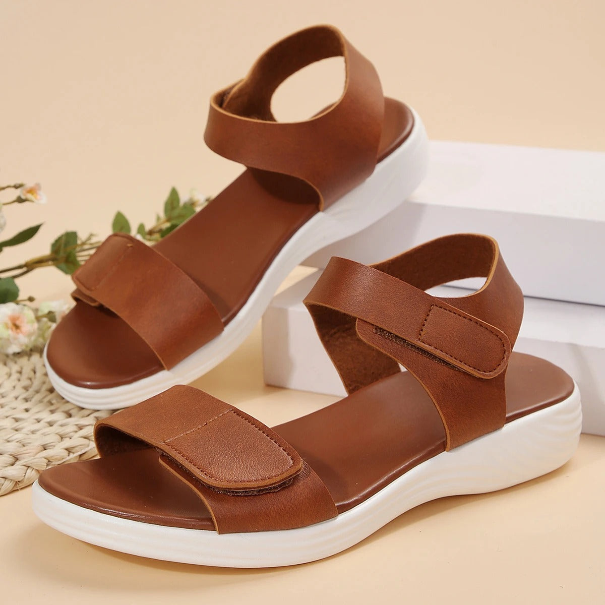 Casual flat women's sandals