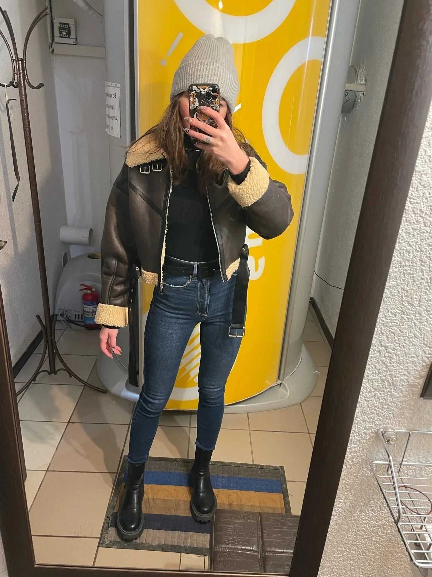 Women's coat Vintage Belt Hem